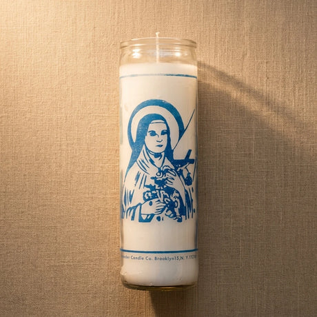 Saint Theresa Crusader Candle — product photo