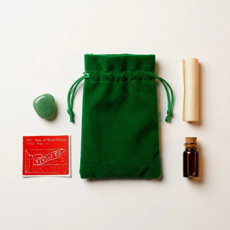 Good Luck Mojo Bag (Green Aventurine Crystal) — product photo